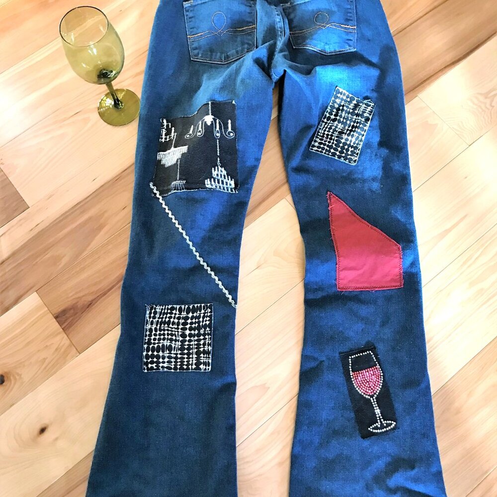 Upcycled Patchwork Jeans, Eclectic Wineglass Cityscape Design Size 6 - Picture 9 of 11